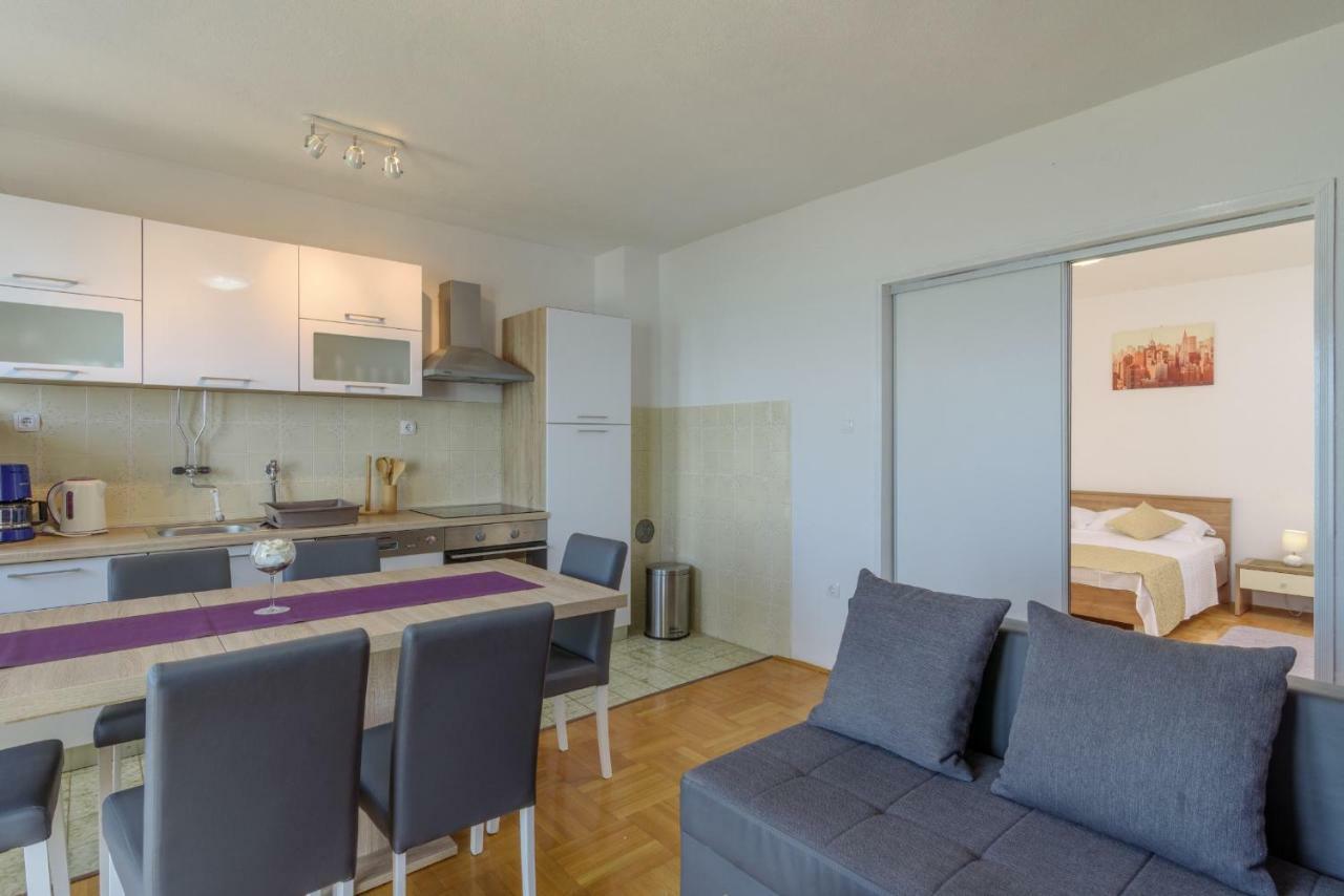 Renic Apartmani Kaštela 外观 照片