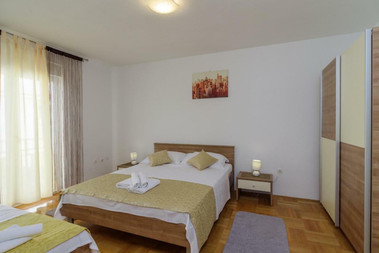 Renic Apartmani Kaštela 外观 照片