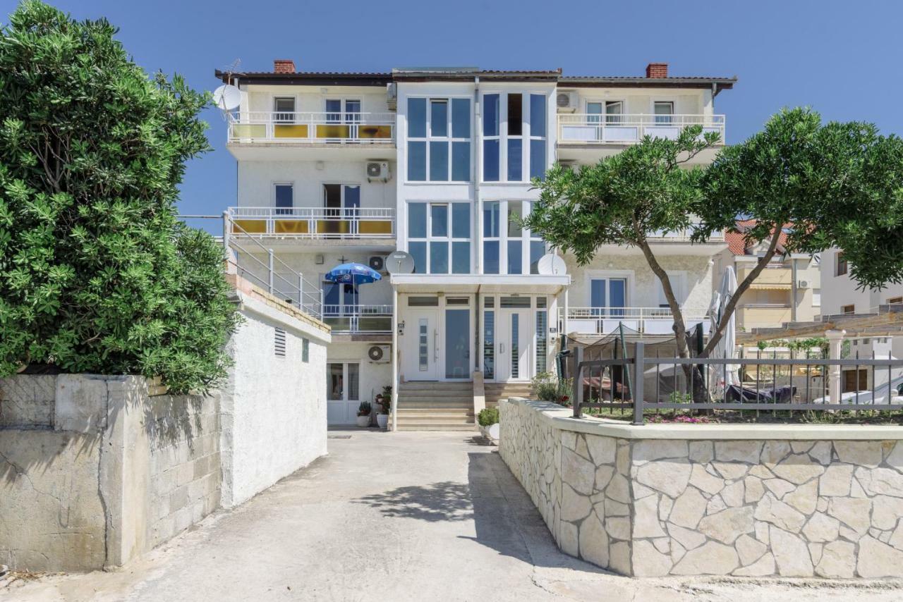 Renic Apartmani Kaštela 外观 照片