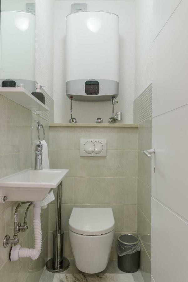 Renic Apartmani Kaštela 外观 照片