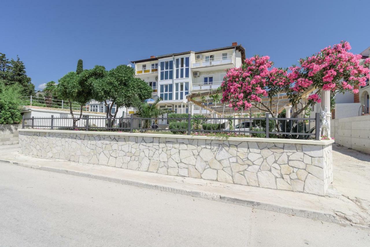 Renic Apartmani Kaštela 外观 照片